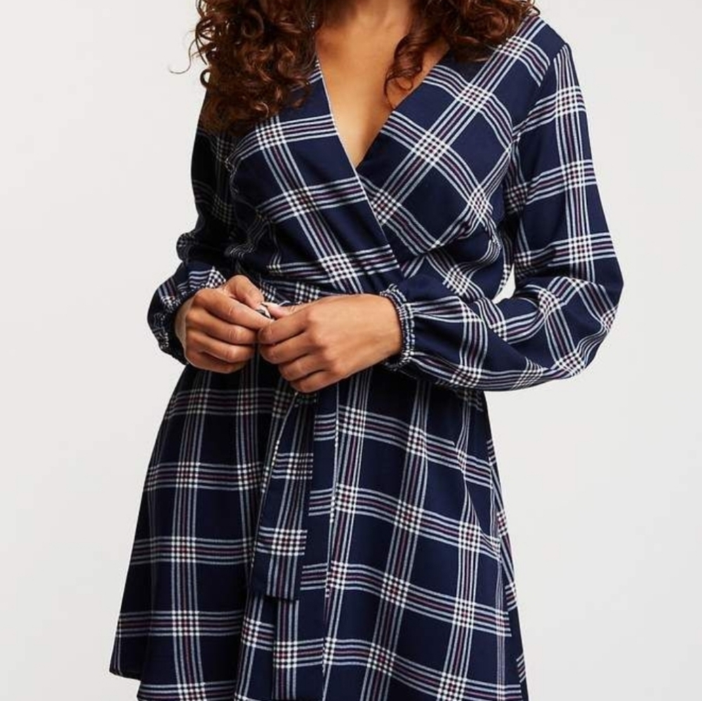 Charlotte Russe mini wrap dress blue and pink  Plaid